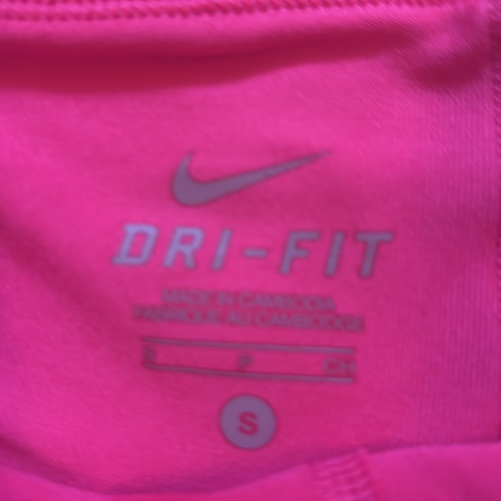 Small pink Dri-Fit Nike ruffled tennis skirt - Picture 4 of 4